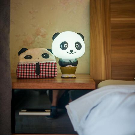 Pandahouse Aparthotel Chengdu Exterior photo