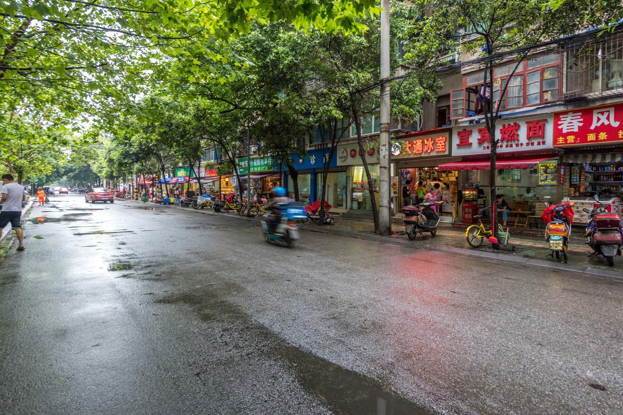 Pandahouse Aparthotel Chengdu Exterior photo